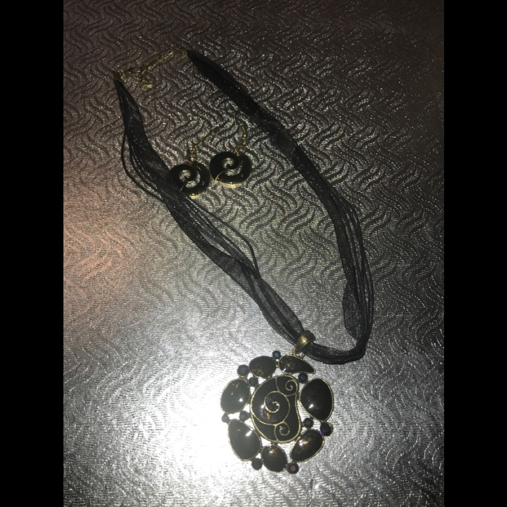 💕Necklace and earring set